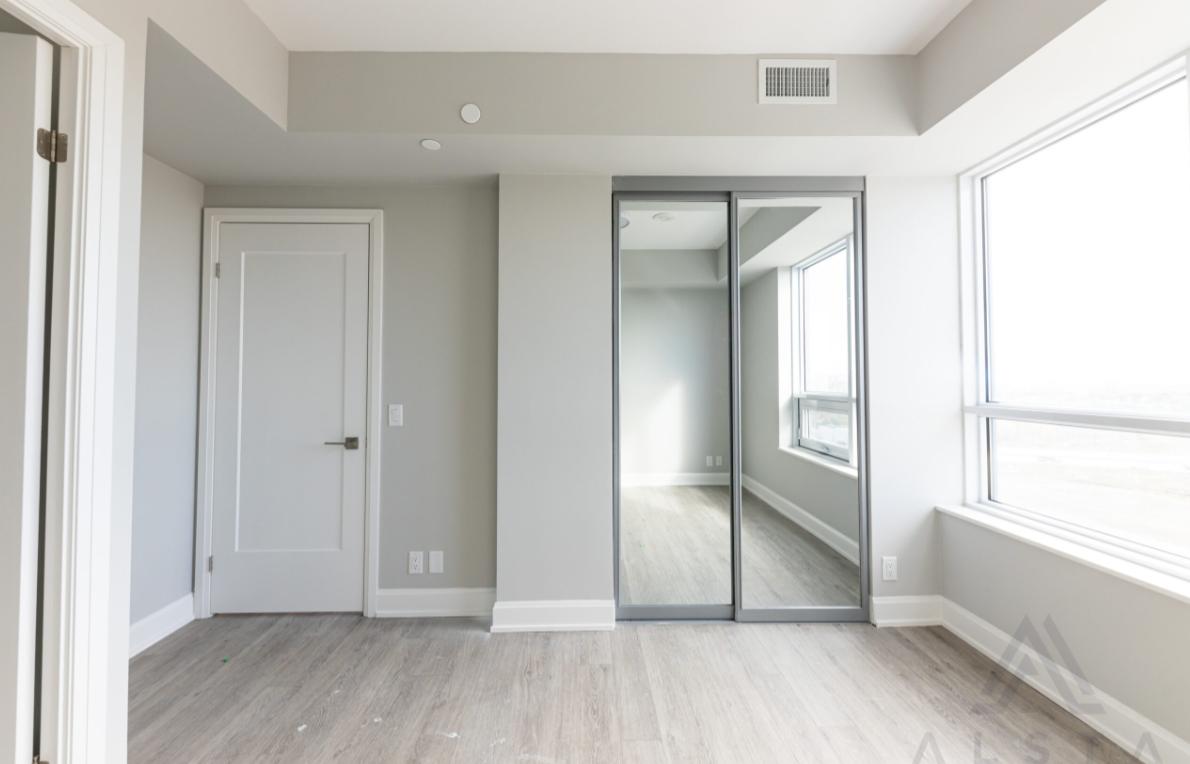 Aluminum Closet Doors 4